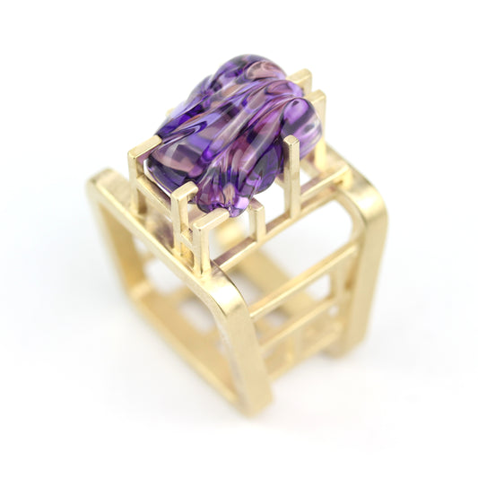 "Caged" Amethyst and 9kt Gold ring