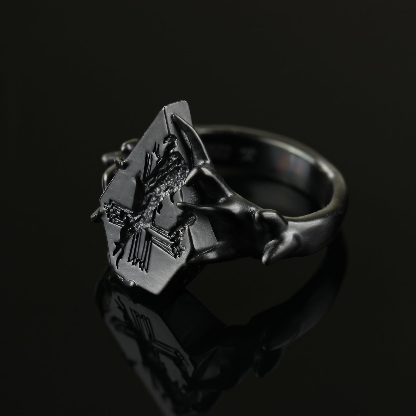 "Broken Paladin" ring - Black Ruthenium Plated