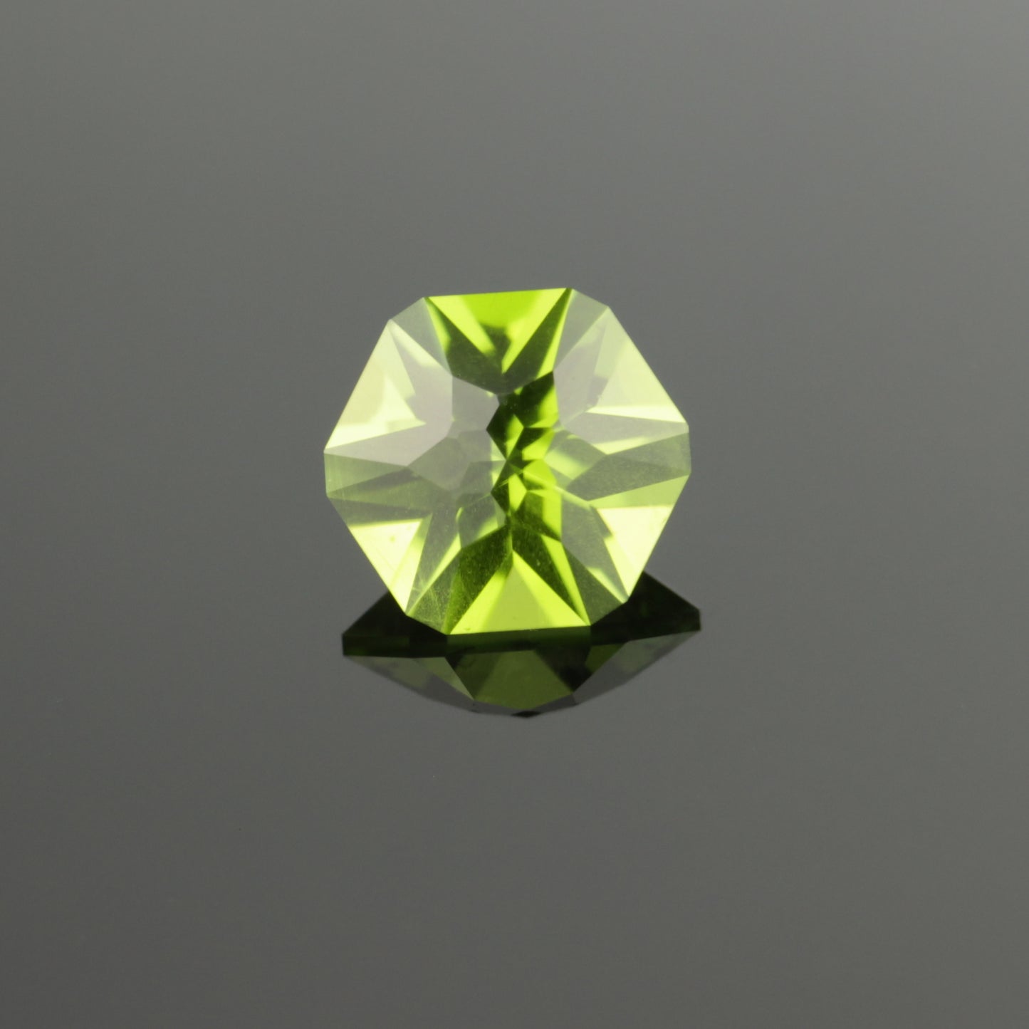 Peridot 2.2ct